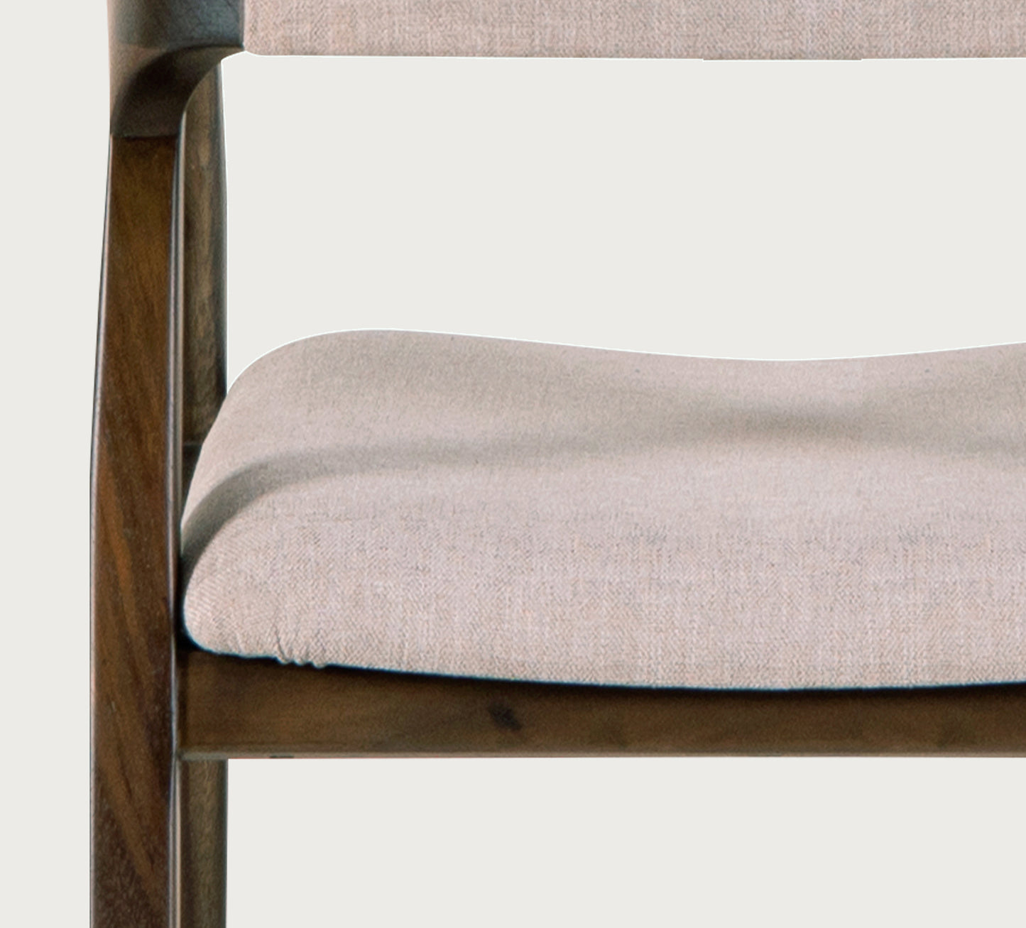 Lobo Armchair