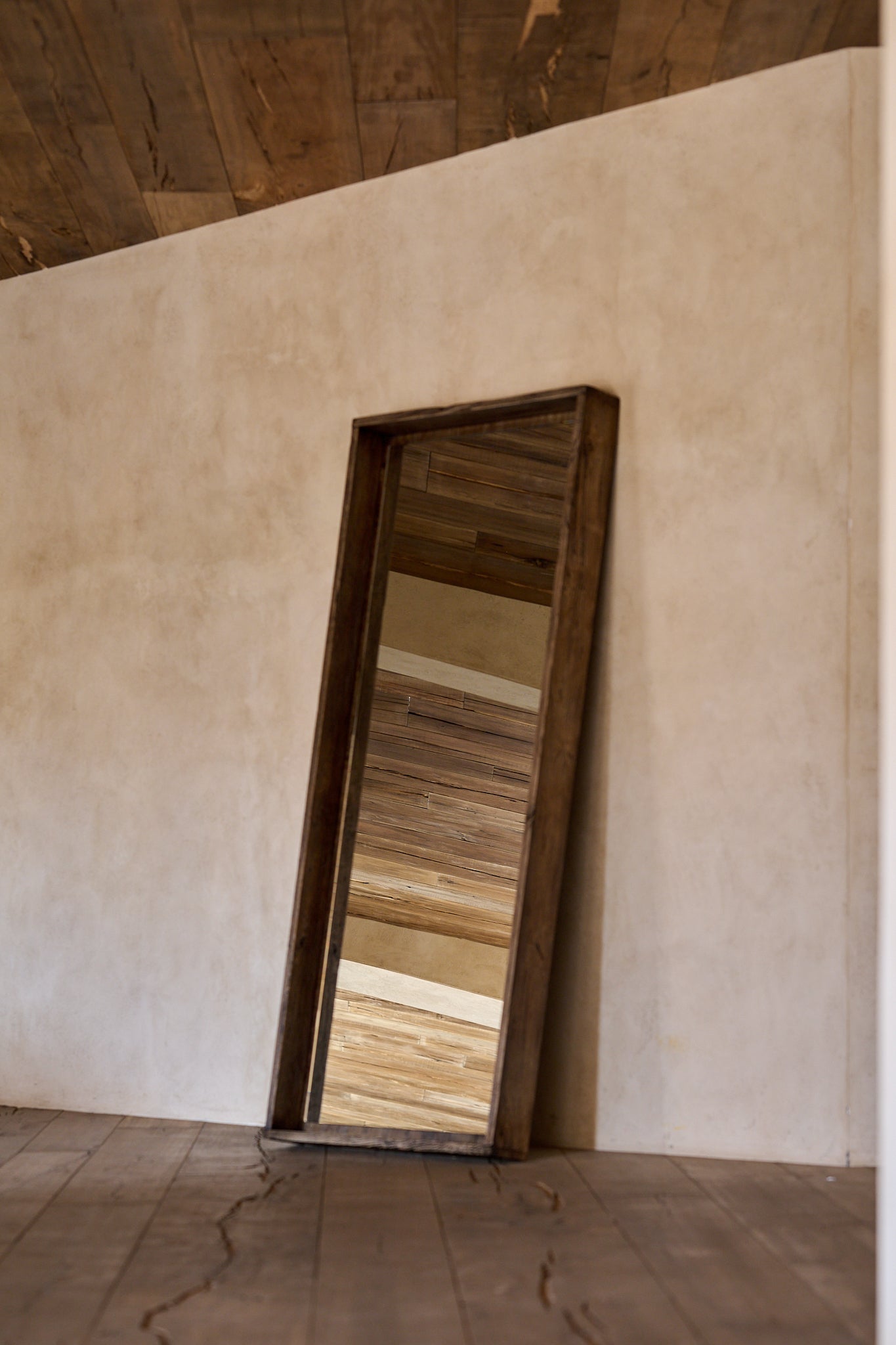 Taracea Furniture Flam Floor Mirror